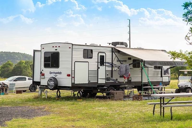 Premium Back-In RV Site-3